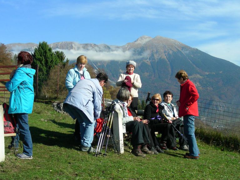 Društvo bolnikov z osteoporozo Jesenice – podobe s pohodov