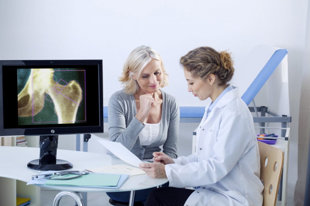 posvet pri endokrinologu zaradi osteoporoze